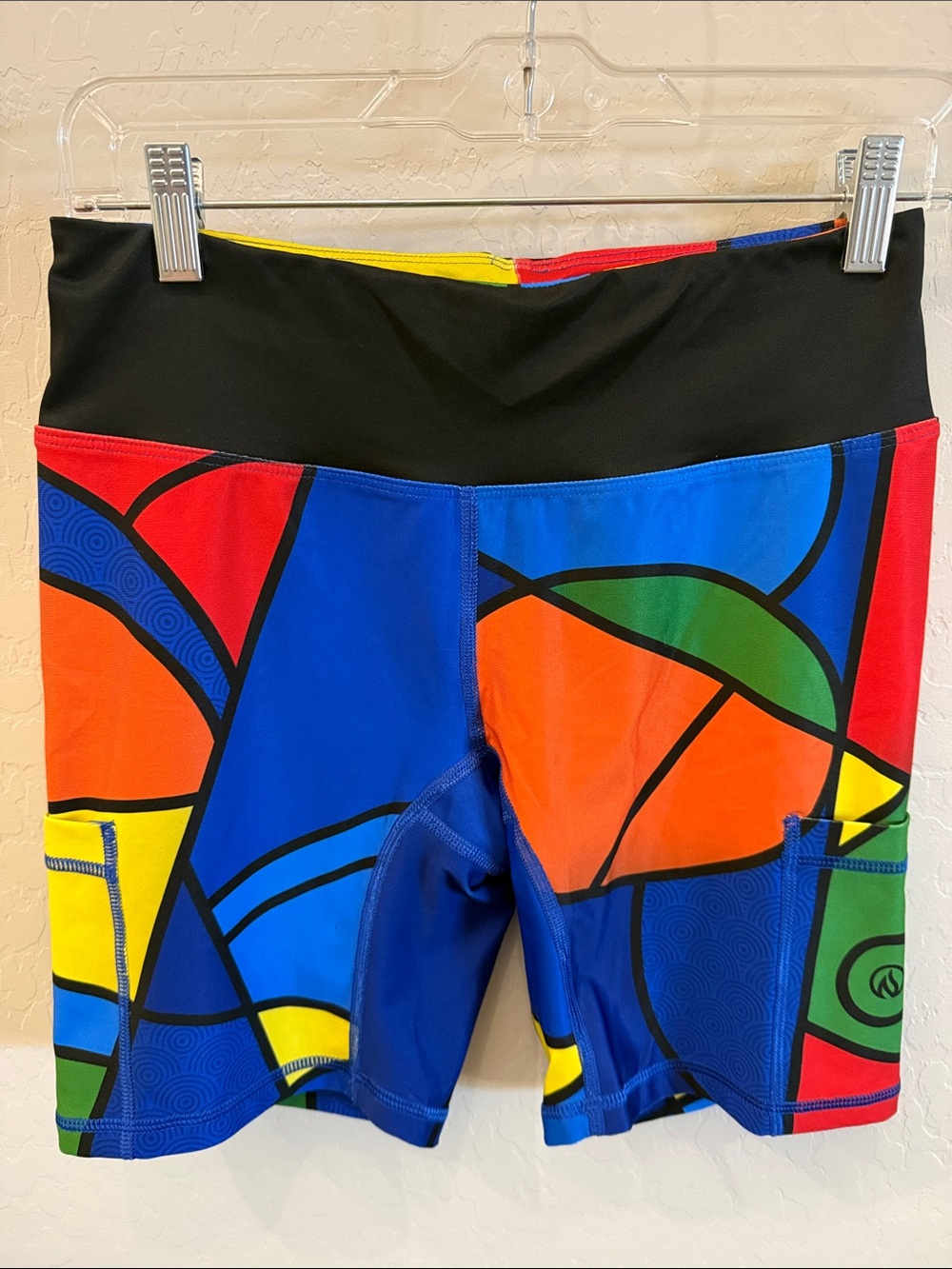 Ink N Burn shorts - size 6